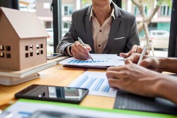 Legal Aspects that Increase Confidence in Your Real Estate Investment · Legal Aspects