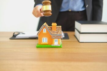 Legal aspects that ensure the proper purchase of your home · Legal Aspects