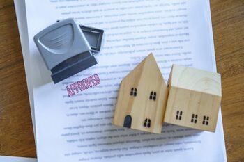 Legal aspects that guarantee your home purchase without surprises · Legal Aspects