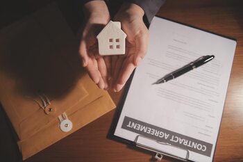 Legal aspects that ensure a safe home purchase · Legal Aspects