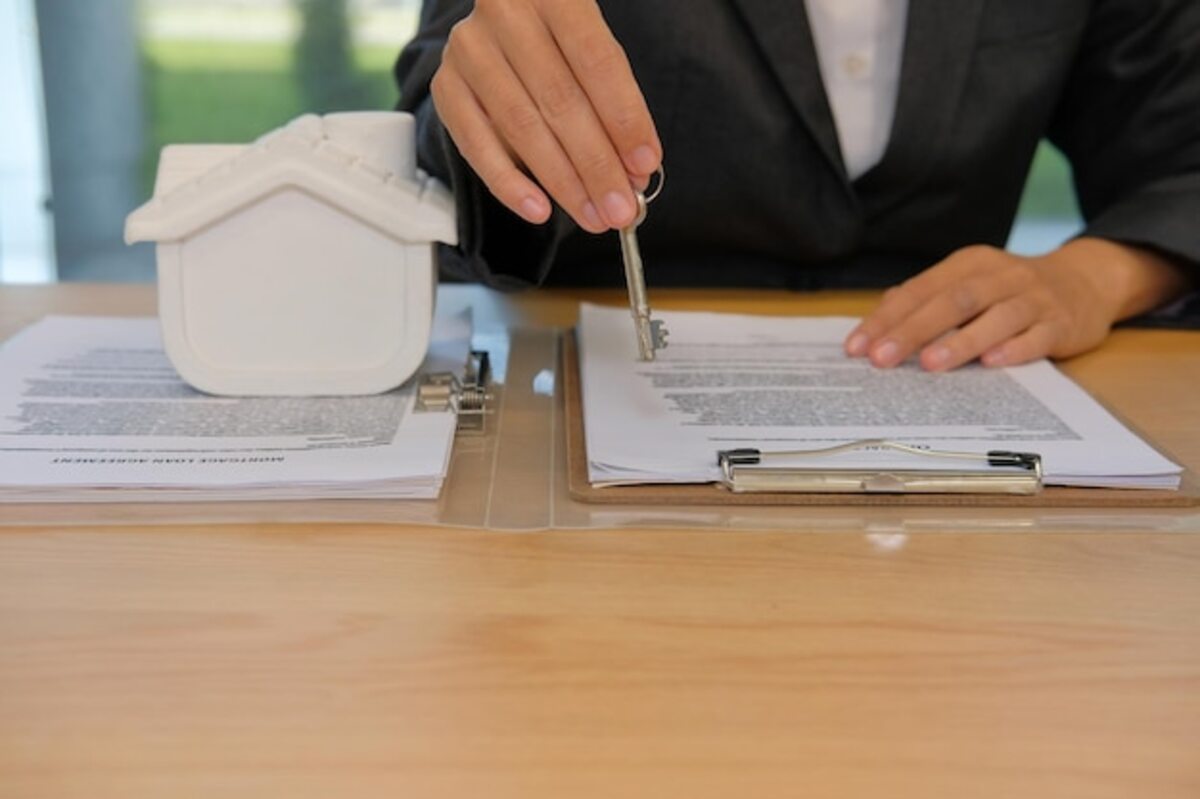 Legal aspects that ensure a hassle-free home purchase