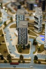 Keys to uncover opportunities in strategic locations · Location and Value