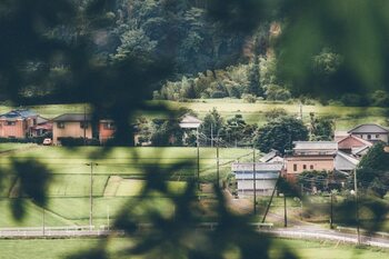 Considerations for choosing the location that boosts your real estate investment · Location and Value
