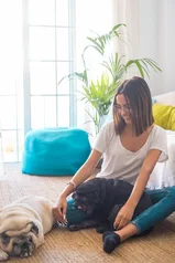 Encuentra un hogar donde tus mascotas puedan prosperar y jugar · Estilo de Vida