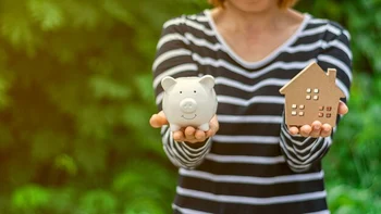 Estrategias creativas para ahorrar en tu proyecto de vivienda · Finanzas y Planeación