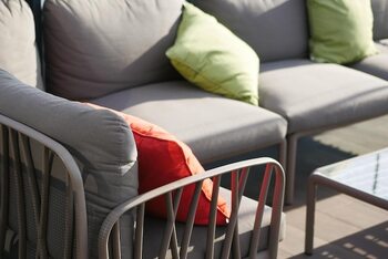 Strategies for choosing furniture that guarantees your investment in your home · Home