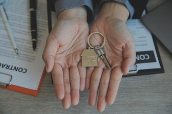 Guide to Understanding the Guarantees that Protect Your Rental · Rental Guides